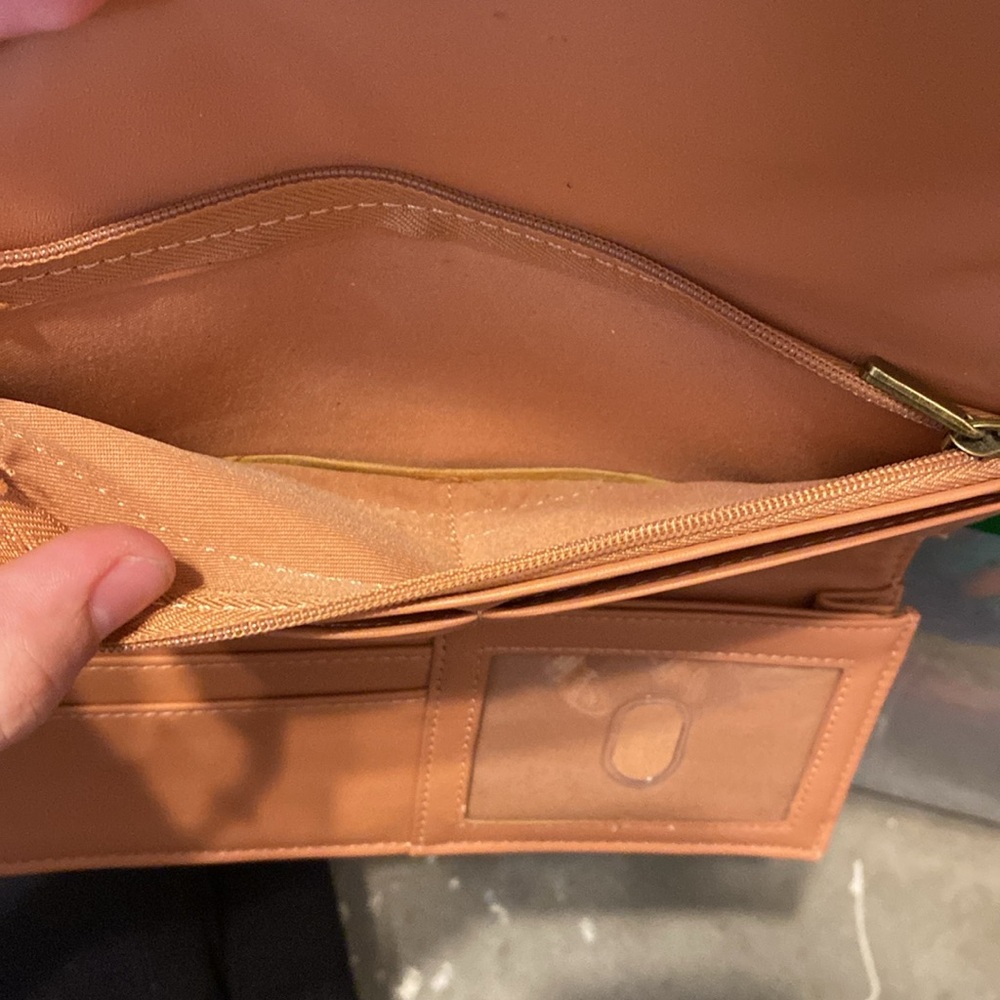 Wallet - Picture 5 of 6
